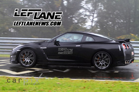 Автомобиль Nissan GT-R 2012 модельного года