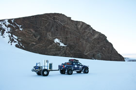 Автомобили Toyota Hilux в Антарктике