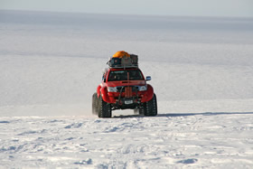 Автомобили Toyota Hilux в Антарктике