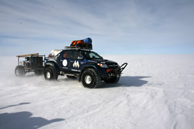Автомобили Toyota Hilux в Антарктике