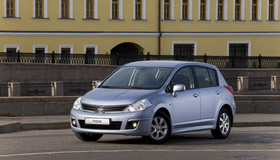 Автомобиль Nissan Tiida Автомобиль Nissan Tiida