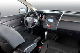 Автомобиль Nissan Tiida Автомобиль Nissan Tiida
