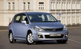 Автомобиль Nissan Tiida