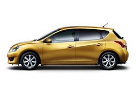 Автомобиль Nissan Tiida