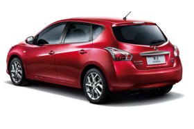 Автомобиль Nissan Tiida