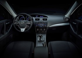 Автомобиль Mazda3