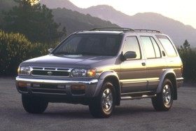 Автомобиль Nissan Pathfinder
