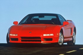 Автомобиль Honda NSX