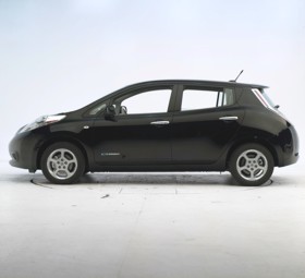 Автомобиль Nissan Leaf