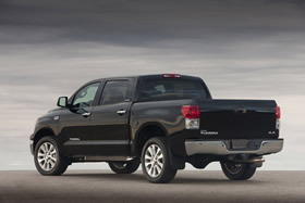 Автомобиль Toyota Tundra