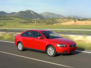 Volvo S40 - новый стиль, нового автомобиля
