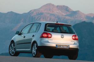 Продажи VW Golf V набирают обороты