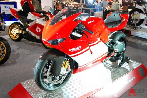 Выставка Allianz Super Car & Bike 2008