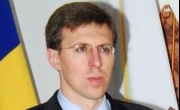 Мэрия не может расширить дорогу, из-за того, что она приватизирована