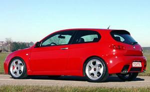 Alfa Romeo 147 GTA получила 350-сильный мотор